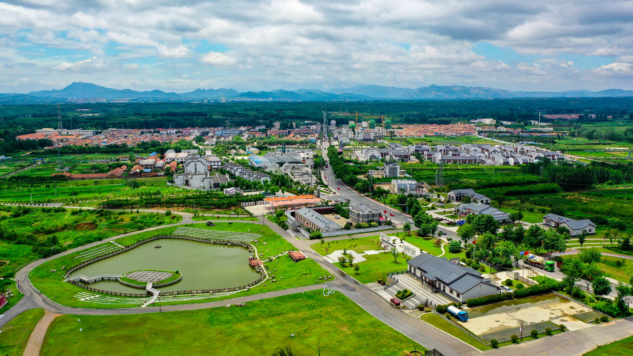 海青茶博园大景1.jpg